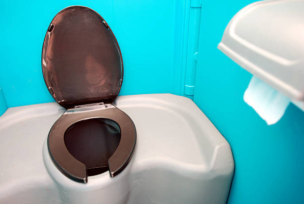 Best Portable bathroom rental  in Newcastle, WA